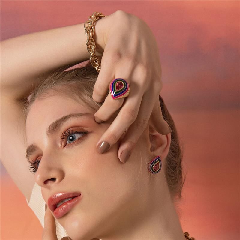 Pulseira com Elos Trançados
