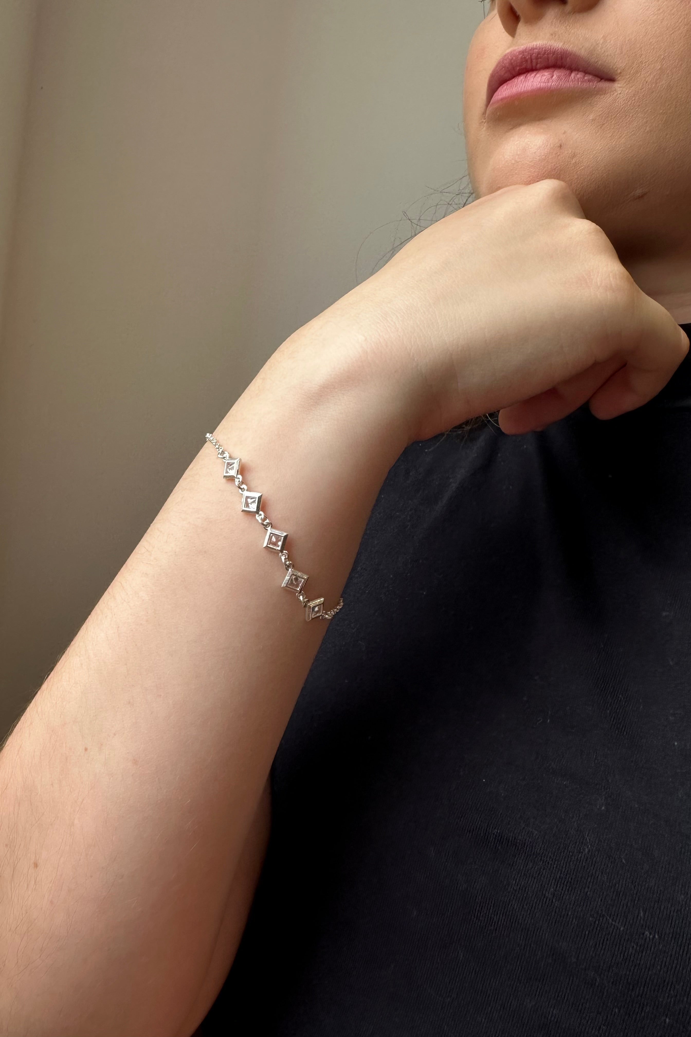 Pulseira Prata com Zirconia Quadrada - La Notre