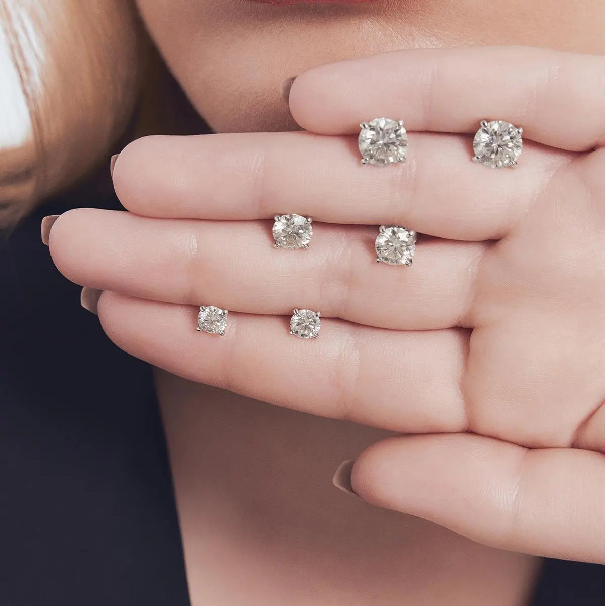 Brinco Ponto de Luz Moissanite 8mm